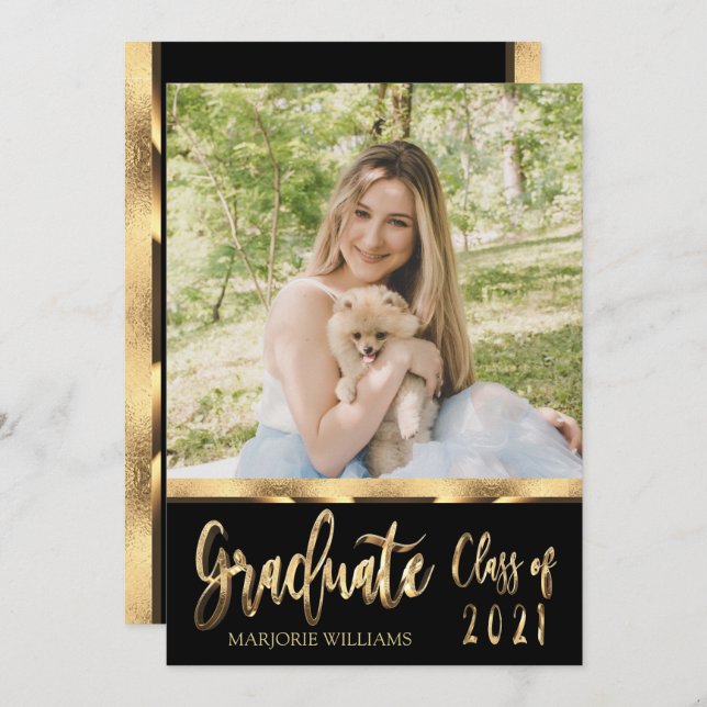 Invitación Graduado Clase de 2021 Guión negro y dorado (Anverso / Reverso)