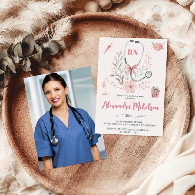 Invitación Graduado de la escuela de Enfermería acuarela de f (Subido por el creador)
