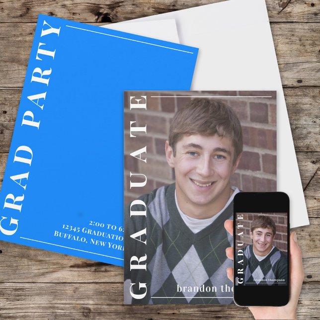 Invitación Graduado Moderno de foto simple Minimalista Azure  (Subido por el creador)