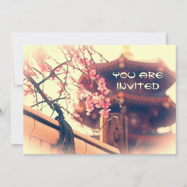 Invitación Grandioso ciruelo de pagoda florece en la valla de (Anverso)