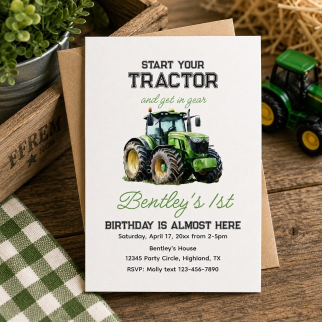 Invitación Granja Divertida Tractor Verde Cumpleaños número 1 (Fun Blue Farm Green Tractor 1st Birthday Party Invitation)