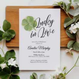 Invitación Green Shamrock Lucky in Love Bridal Shower