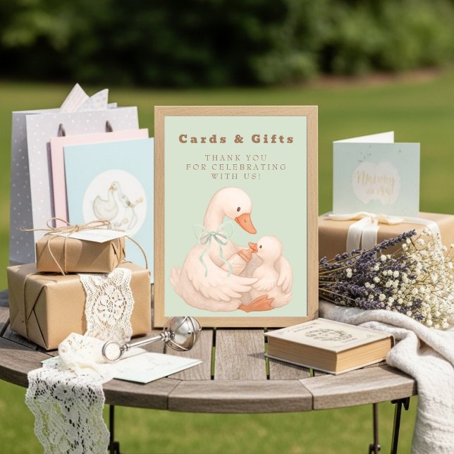 Invitación Green Silly Goose Cards and Gifts Table Sign  (Green Silly Goose Cards and Gifts Table Sign)