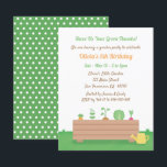 Invitación Green Thumbs Planter Box Kids Birthday Fiesta<br><div class="desc">Disfrute de una fiesta de cumpleaños verde y divertida con un fiesta con temática de jardín. Invite a sus hijos a venir con esta invitación que viene con una lata de agua amarilla y una caja de plantadores de varias plantas como zanahoria, guisante, papa, lechuga y rábano. Al revés hay...</div>