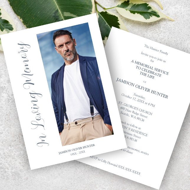 Invitación Grey Elegant Minimalist Memorial Photo Funeral (Grey Elegant Minimalist Memorial with Photo Funeral Invitation with Envelope. )