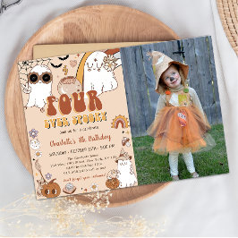 Invitación Groovy Cute Ghost Halloween cuarto Fiesta de cumpl