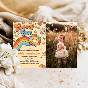 Invitación Groovy One Retro Rainbow Primer cumpleaños foto Fi