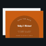 Invitación Guardar Fecha de Forma Moderna en Terracota Naranj<br><div class="desc">Una tarjeta moderna para guardar la fecha con una forma geométrica en terracota sobre fondo naranja quemado y tu foto favorita en el reverso. Una plantilla simple y moderna para guardar la fecha que es totalmente personalizable y económica.</div>