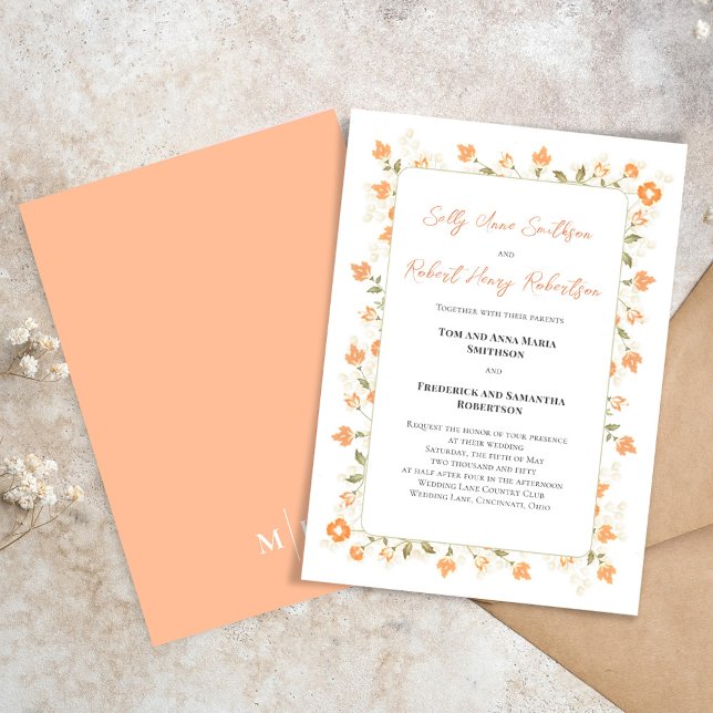 Invitación Guión de caligrafía floral elegante para la boda (Elegant peach floral wedding invitation with a monogram on the backside. )