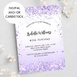 Invitación Guión de espliego violeta de cumpleaños con brillo<br><div class="desc">Para una elegante fiesta de cumpleaños número 40 (o cualquier edad). Fondo de degradado blanco y violeta de moda. Decorada con purpurinas falsos violetas,  chispas. Personalice y agregue un nombre y detalles del fiesta. El nombre se escribe con un guión de estilo con letras a mano</div>