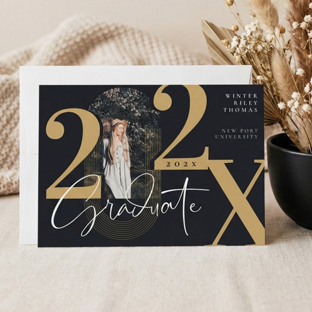 Invitación Guión de graduado moderno 2022 Foto de arco concén (Minimal Modern Arch Photo Graduation Announcement)