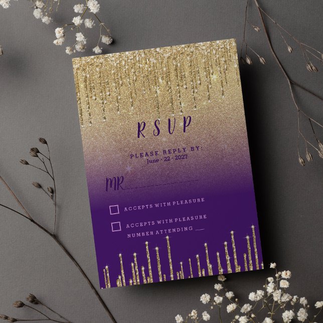 Invitación Guión en blanco oscuro purpurina de oro púrpura RS (Purple gold glitter ombre drips script RSVP )