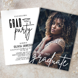 Invitación Guión moderno de caligrafía de graduación | Fiesta