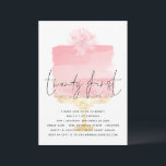 Invitación Guión moderno de pastel rosa 21 cumpleaños<br><div class="desc">Guión moderno de pastel rosa 21 cumpleaños. El Twenty First tiene un estilo escrito a mano y está decorado con detalles sobre una torta rosa pálido de bonito,  al fondo de una manta dorada y una flor en la parte superior. Personaliza fácilmente el resto del texto con tus detalles.</div>