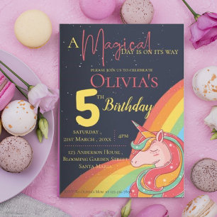 Invitación Guirnalda de unicornio de arcoiris mágico lindo cu