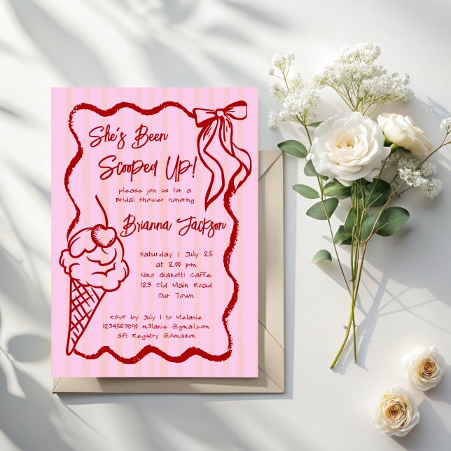 Invitación Ha sido envuelta en una novia de sketch de fronter (She's been scooped up handrawn sketch  wavy border bow coquette bridal invitation template)