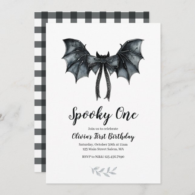 Invitación Halloween Bat Bow Spooky Un primer cumpleaños (Anverso / Reverso)