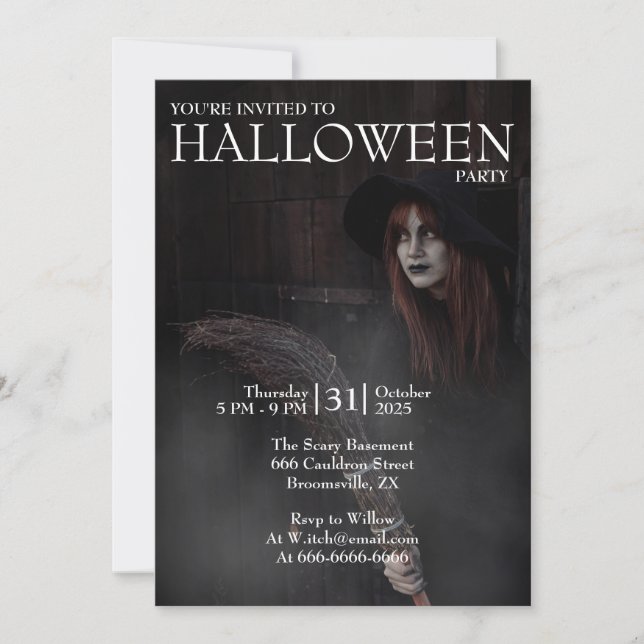 Invitación Halloween Modern Gothic Witch Broom Dark Barn (Anverso)