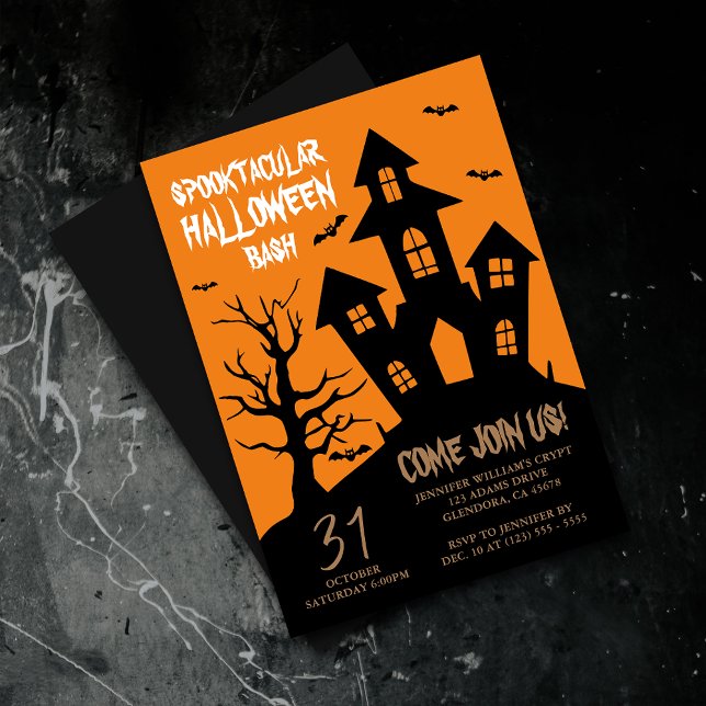 Invitación Halloween Party Spooktacular Haunge House (Elevate your upcoming event with this spooky and captivatingly designed Halloween invitation!)