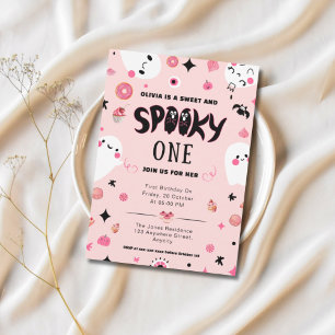 Invitación Halloween rosa dulce y espeluznante primer cumplea