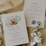 Invitación HANNAH QR Vintage Podemos Esperar Baby Shower<br><div class="desc">Este vintage es perfecto para una ducha de bebé en el patio trasero. Este bonito diseño de boho con una temática animal neutra de género incluye un oso bebé con abejas, flores blancas y vegetación veraniega sobre un fondo crema vintage. Personalice la parte posterior con una invitación de género, libros...</div>
