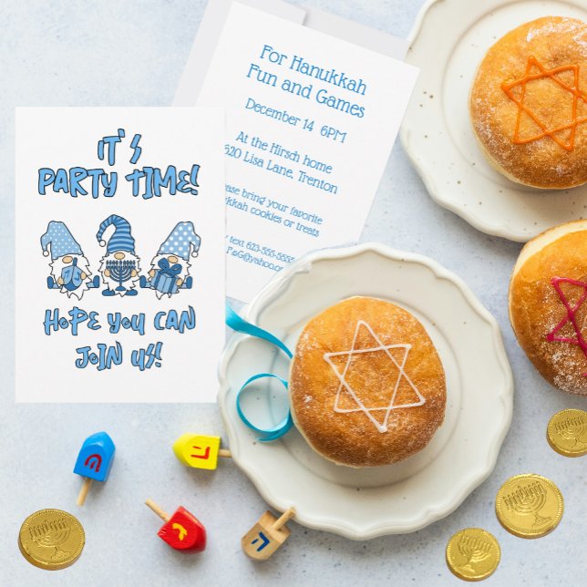 Invitación Hanukkah Gnomes Cute fiesta de vacaciones personal (Personalize this flat card invitation.)