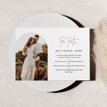 Invitación HARLOW Fun Facts About the Bride and Groom Card<br><div class="desc">Harlow Collection: una combinación perfecta de elegancia y modernidad. Está diseñado con un tipo de letra de guión moderno que exude estilo y elegancia. Cada producto de la colección está diseñado cuidadosamente para mostrar un aspecto atemporal y de tendencia.</div>