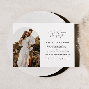 Invitación HARLOW Fun Facts About the Bride and Groom Card