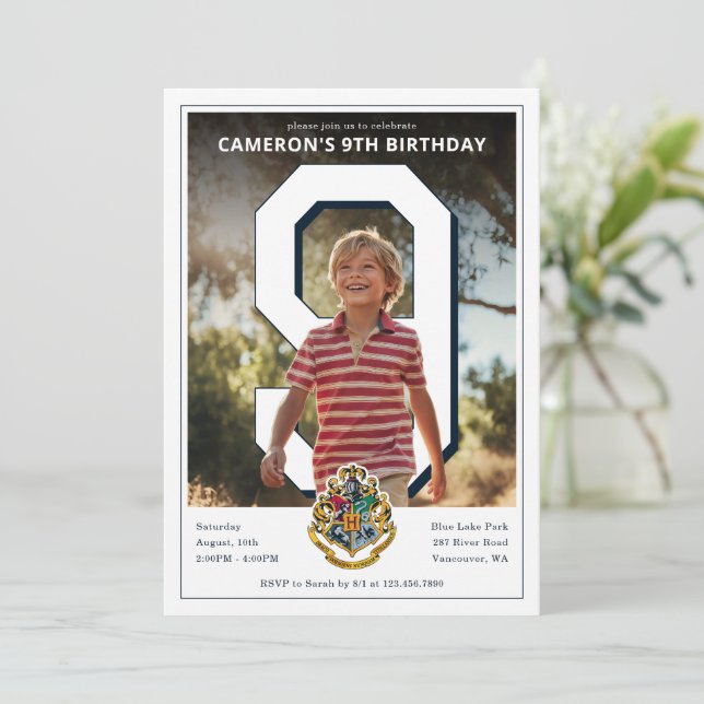 Invitación Harry Potter | Hogwarts Crest PhotoPop Birthday (Anverso de pie)