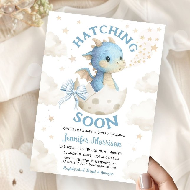 Invitación Hatching Soon Dragon Baby Shower Boy Dusty Blue  (Subido por el creador)