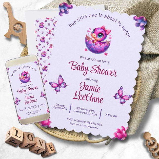 Invitación Hatear pronto el bebé morado dinosaurio Baby Showe ("Hatching Soon" Modern Purple Baby Dinosaur Baby Shower Invitation - Print and Digital)