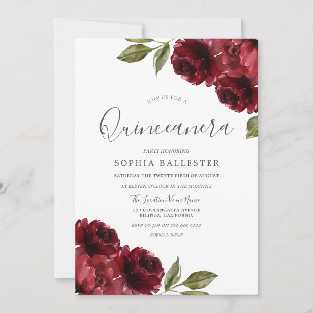 Invitación Hermosas flores rojas borgoñonas Quinceanera (Anverso)