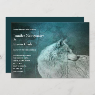 Invitación Hermoso lobo gris en un Boda forestal oscuro
