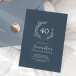 Invitación Hoja mínima | 40º cumpleaños de Slate Blue<br><div class="desc">Esta invitación de 40 años azul de pizarra de hoja mínima es perfecta para una elegante fiesta de cumpleaños. El diseño presenta una sencilla silueta de vegetación,  de un azul oscuro y un estilo minimalista clásico.</div>
