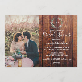 Invitación Hojas rusas en monograma de madera. Foto de Bridal