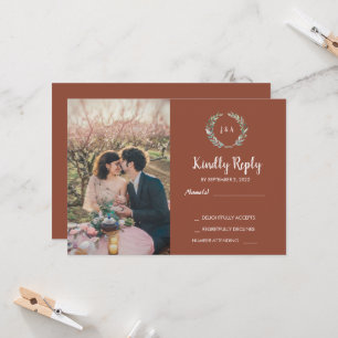 Invitación Hojas rusas en monograma de madera foto RSVP Boda