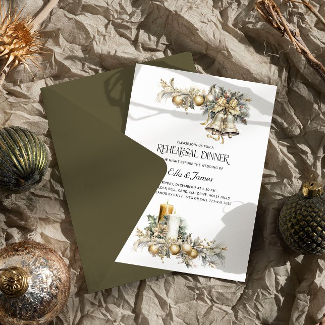 Invitación Holly Bells Boda de Invierno Dorada Ensayo Cena (Wedding Rehearsal Dinner Invitation from the Holly Bells Wedding Collection by Darling & May)