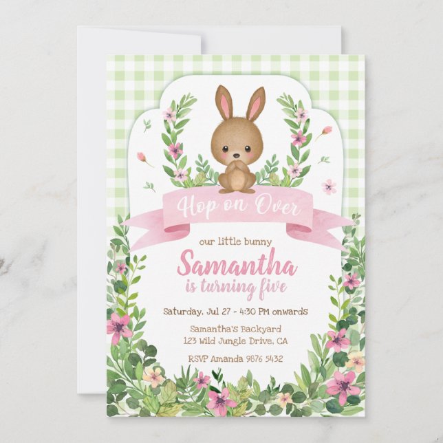 Invitación Hop on Over | Cumpleaños de la Conejita Cute (Anverso)