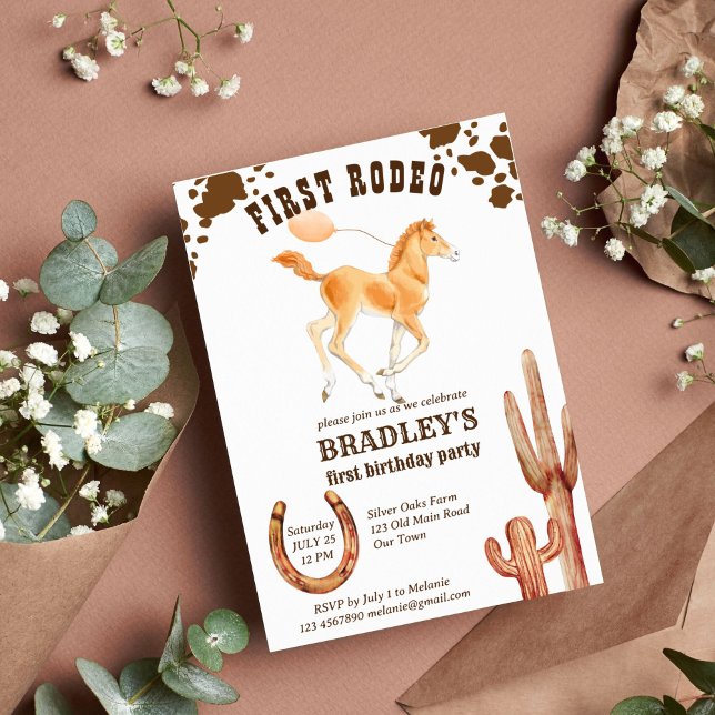 Invitación Horse temático primera fiesta de cumpleaños de rod (First rodeo cowboy western birthday party invitation template)