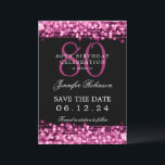 Invitación Hot Pink 80th Birthday Save the Date<br><div class="desc">Elegante diseño "80th Birthday Party" con luces de cadena de color rosado caliente y nombre personalizado y texto de detalles. Fácil de usar y fácil de personalizar. ¡No te quedes sin el tuyo!</div>