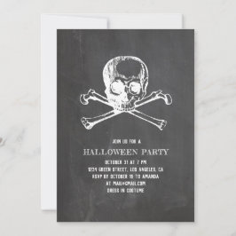 Invitación Huesos y calavera. Fiesta de Halloween en Chalkboa