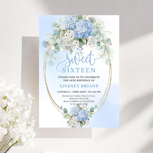 Invitación Hydrangea Azul Glamurosa con Brillo Dorado Cumplea (Glam Blue Hydrangea Gold Glitter 16th Birthday Invitation)
