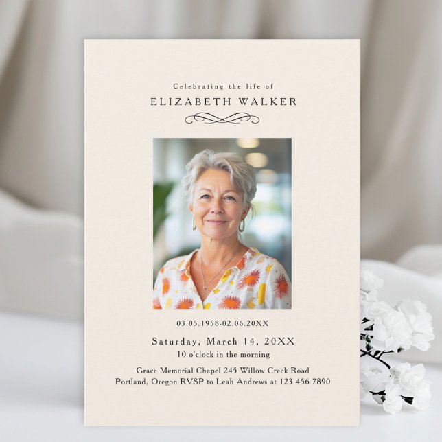 Invitación In Loving Memory Beige Photo Funeral Invitation (In Loving Memory Beige Photo Funeral Invitation)