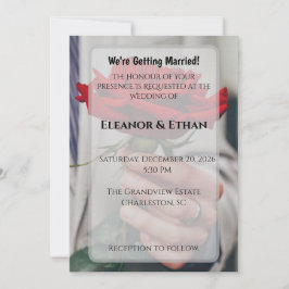 Invitación Intimate Close-Up Red Rose Engagement & Wedding