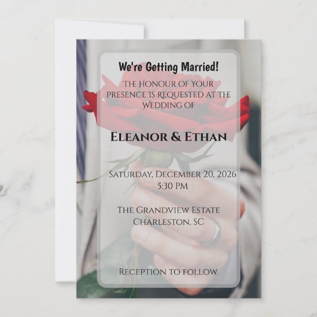 Invitación Intimate Close-Up Red Rose Engagement & Wedding (Anverso)