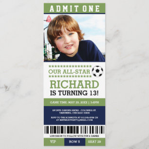Invitación Invitan el cumpleaños del partido de fútbol verde