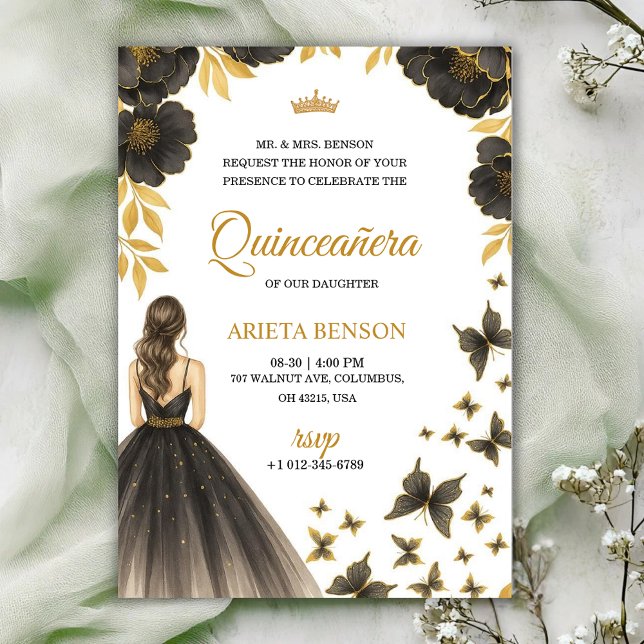 Invitación Invitation for a Quinceañera with elegant floral  (Subido por el creador)