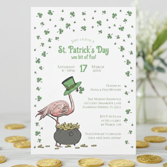 Invitación Irish Shamrock Flamingo St Patrick's Day Party (Funny Irish Flamingo St Patrick's Day Party Invitations. Green Shamrocks, Clovers, Leprechaun Hat)