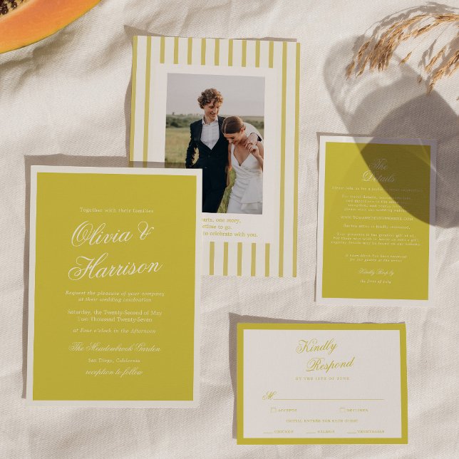 Invitación Island Citrus Yellow Elegant Script Wedding Script (Subido por el creador)