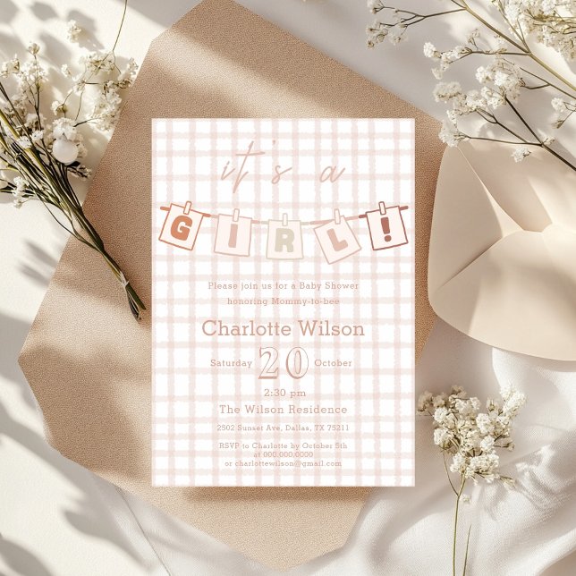 Invitación It's a Girl! Cute brown Gingham Baby Shower (Subido por el creador)